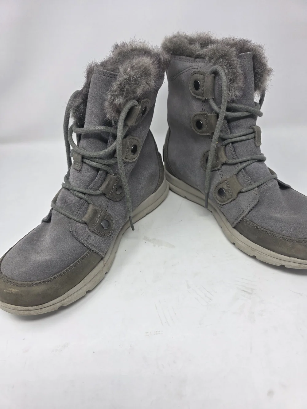 SOREL Whitney Short Lace Waterproof Boots Womens 8 Grey Faux Fur Winter